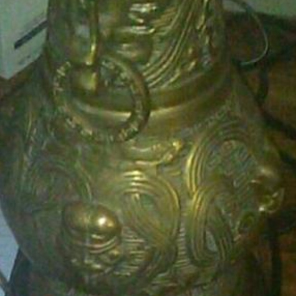 Solid Bronze Grecian Antique Lamp AND Versace Gift - Picture 5 of 8